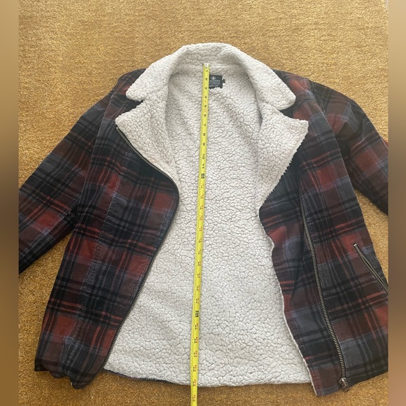Volcom Plaid Sherpa Coat Women’s Size S - Picture 7 of 7